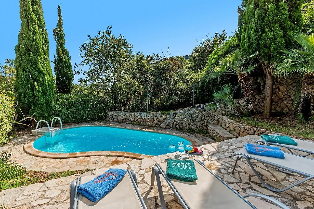 Holiday home Townhouse With Pool And Mountain Views, Just 5 Min Villa Pollenca Spain