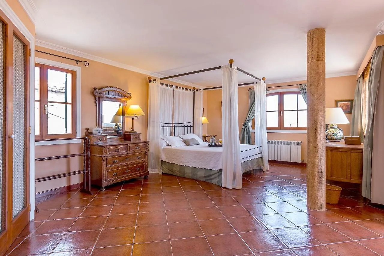 Holiday home Townhouse With Pool And Mountain Views, Just 5 Min Villa Pollenca Spain
