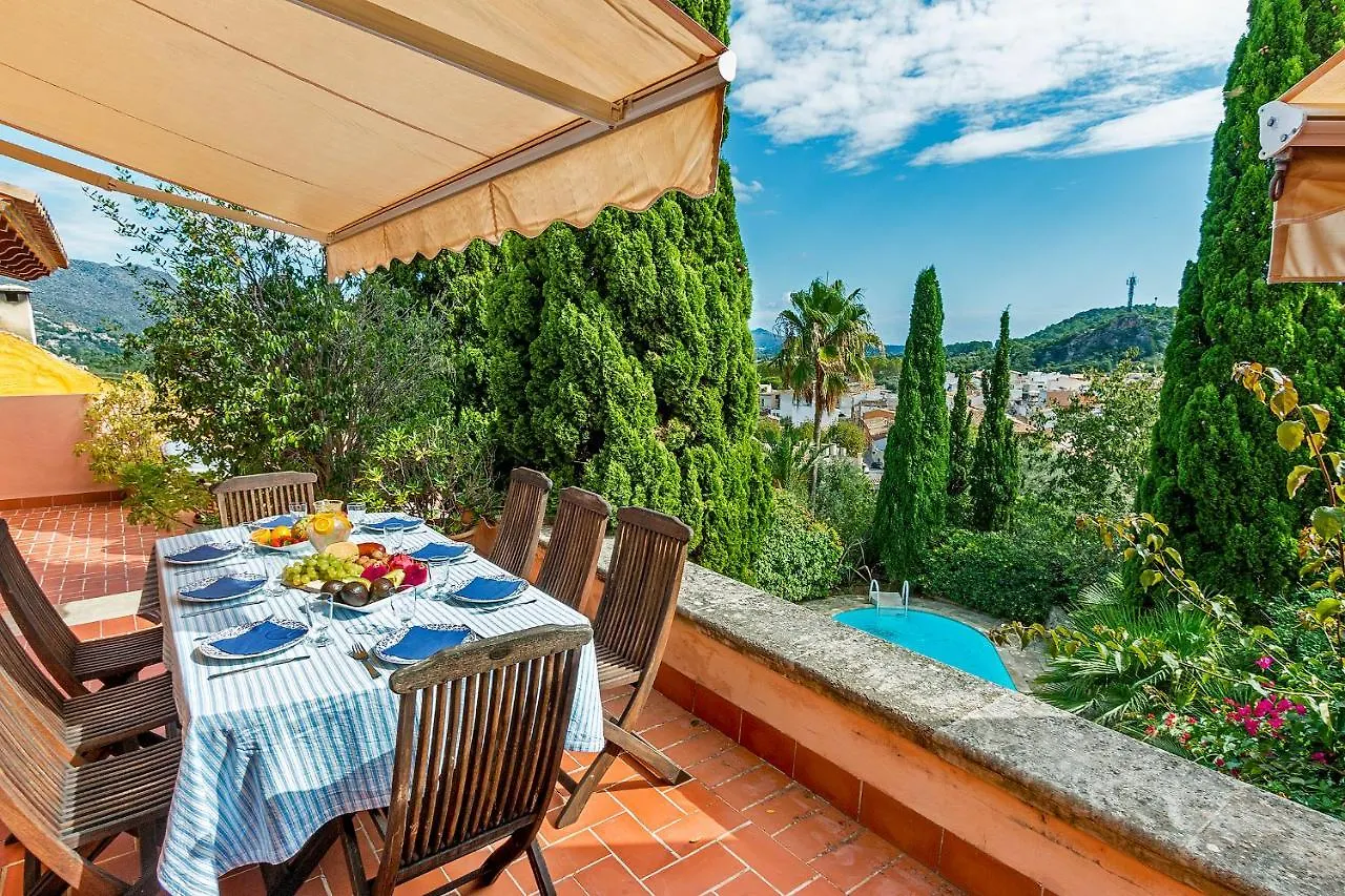 Townhouse With Pool And Mountain Views, Just 5 Min Villa Pollenca Holiday home
