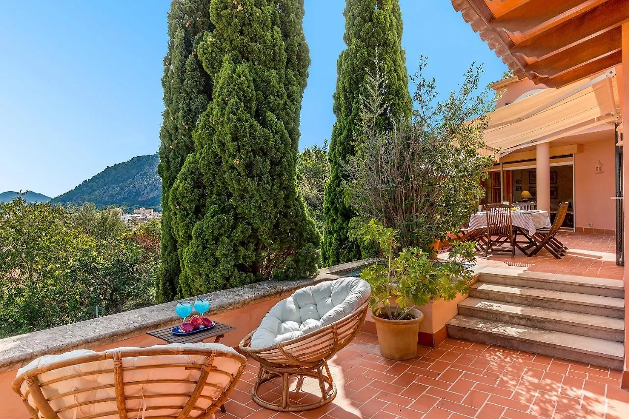 Townhouse With Pool And Mountain Views, Just 5 Min Villa Pollenca